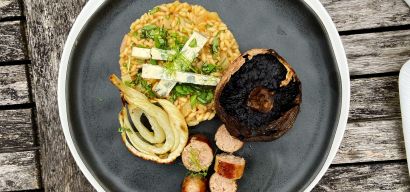 Venkelrisotto met geroosterde walnoot, blauwe kaas en geroosterde portobello