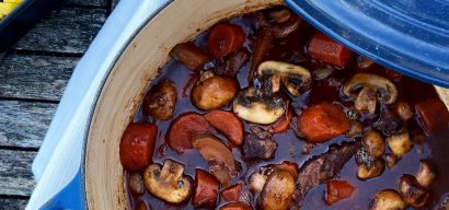 Boeuf bourguignon met krokante ovenaardappelen
