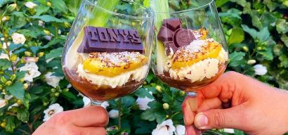 Ananas trifle met pure tony chocolonely